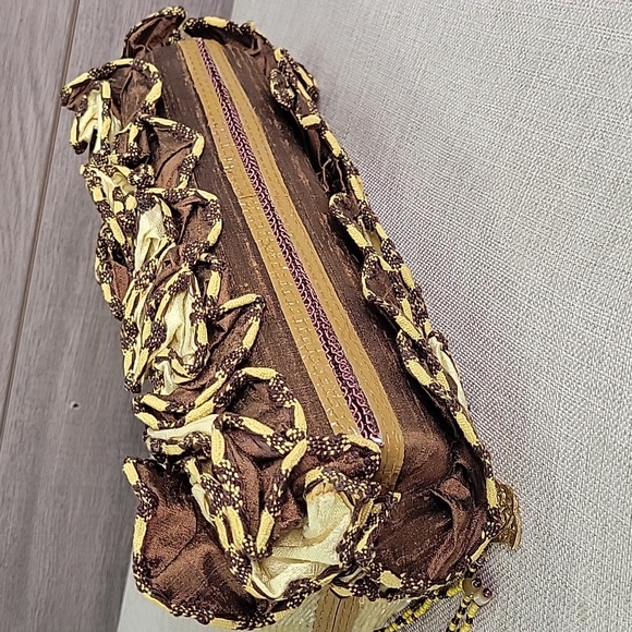 Mary Frances Small Framed Beaded Handbag Purse - Picture 10 of 15